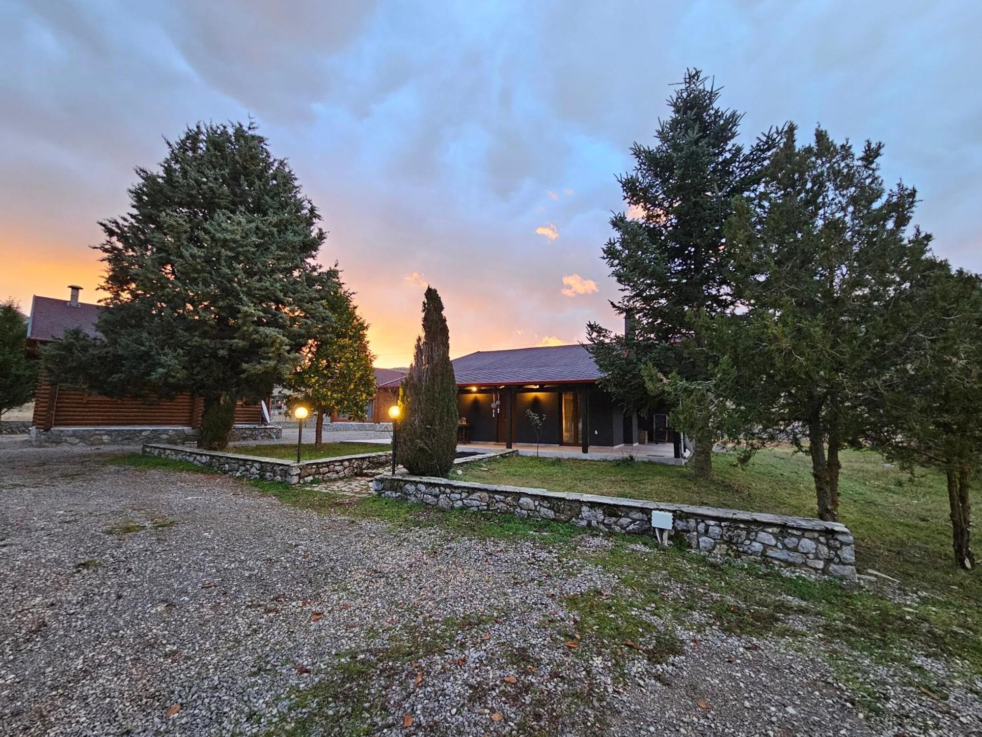 Orino Livadi Mount Villa IV Arachova Exteriér fotografie